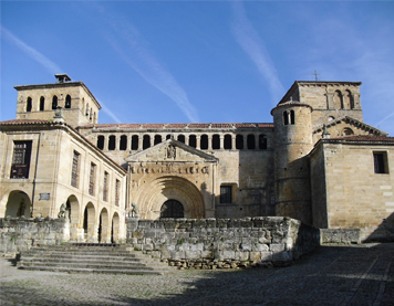 Villa medieval de Santillana del Mar en Cantabria